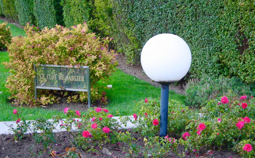 Appartement Le Clos De Sablier Tourgéville Exterior foto